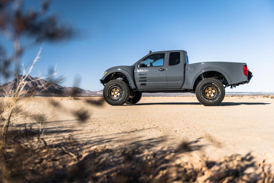 Nissan Frontier Desert Runner (D40) 2019 года  (фото 7 из 32)